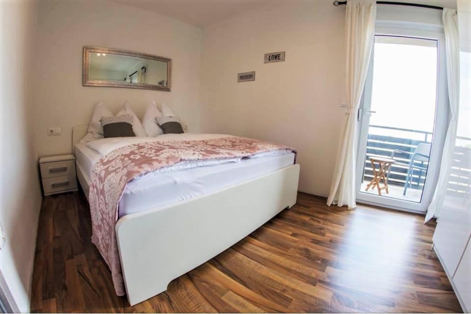 Apartments Mojeljeto Fažana エクステリア 写真